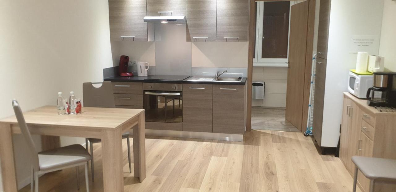 נידרברון-לה-בה Meubles Du 25 N3 Studio 1Er Etage מראה חיצוני תמונה